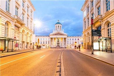 《骷髅女孩：再次返场》DLC角色紫伞预告 2022年初上线